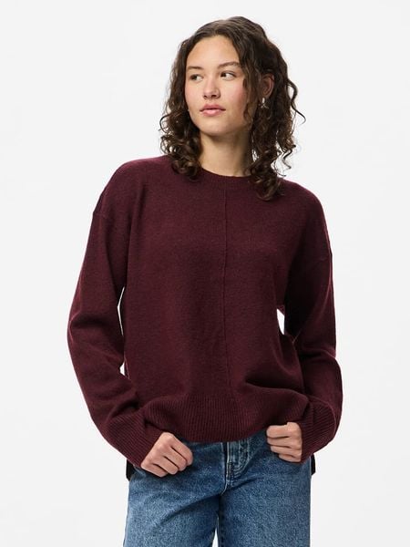 Pieces Sweter w kolorze czerwonym rozmiar: S. Czerwone swetry oversize Pieces, s, bez wzorów, bez ramiączek. Za 93,07 zł.