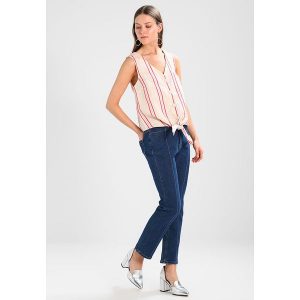 Bluzka w kolorze kremowym. Bluzki marki Kiomi, Mint & Berry, Youturn. W wyprzedaży za 77,95 zł.