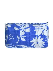 BLE Kosmetyczka w kolorze niebieskim - 22 x 14 x 12 cm rozmiar: onesize. Niebieskie kosmetyczki BLE, bez wzorów, z materiału. Za 38,00 zł.