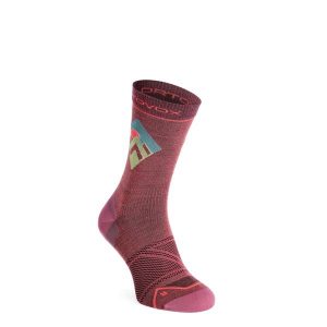 Skarpety trekkingowe damskie Ortovox Alpine Light Comp Mid Socks. Czerwone skarpetki ORTOVOX, bez wzorów. Za 101,99 zł.