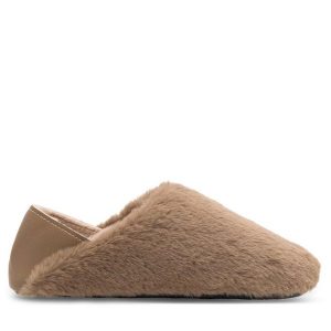 Kapcie Home & Relax. Brązowe kapcie Home & Relax, bez wzorów. Za 49,99 zł.