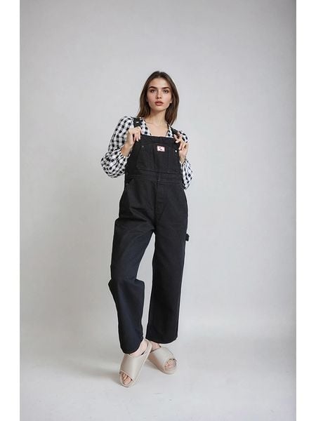 Monki Ogrodniczki w kolorze czarnym rozmiar: XL. Czarne kombinezony Monki, xl, bez wzorów, z bawełny, bez kołnierzyka, bez ramiączek. Za 87,19 zł.