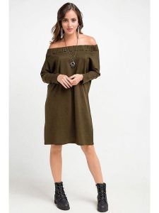 Milan Kiss Sukienka w kolorze khaki rozmiar: M. Brązowe sukienki Milan Kiss, na co dzień, m, bez wzorów, bez kołnierzyka, bez ramiączek, midi, proste. Za 56,99 zł.