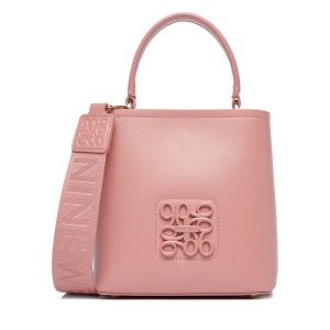 Torebka Nine West. Czerwone torebki klasyczne Nine West, bez wzorów, bez dodatków. Za 179,99 zł.