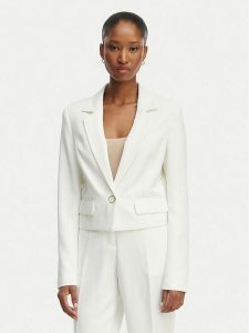 Guess Marynarka W6GN03 W1742 Biały Regular Fit. Białe marynarki i żakiety Guess, m, z aplikacjami, z syntetyku. Za 552,99 zł.