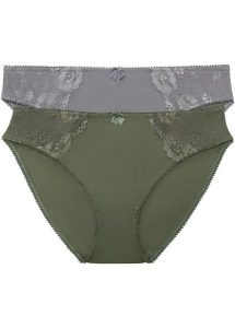 Figi (2 pary). Zielone figi bonprix, z aplikacjami, z koronki. Za 64,99 zł.