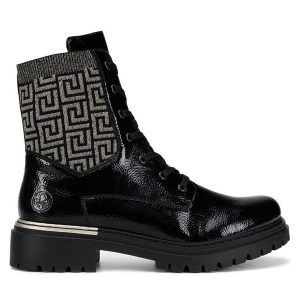 Trzewiki Rieker. Czarne botki Rieker, bez wzorów, bez obcasa, na płaskiej podeszwie, bez zapięcia. Za 389,99 zł.