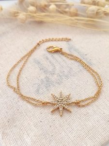 Atelier MIU Pozłacana bransoletka z elementem ozdobnym rozmiar: onesize. Żółte bransoletki Atelier MIU, z cyrkonią, pozłacane. Za 30,99 zł.