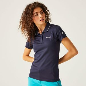 Koszulka turystyczna polo damska Maverick V. Czerwone bluzki Regatta, xs, bez wzorów, klasyczne, bez kołnierzyka, bez ramiączek. W wyprzedaży za 49,99 zł.