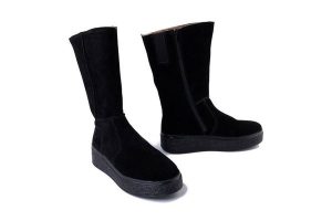 RIEKER 78851-00 black, kozaki damskie. Czarne kozaki Rieker, na zimę, bez wzorów, z gumy, bez obcasa, bez zapięcia. Za 469,90 zł.