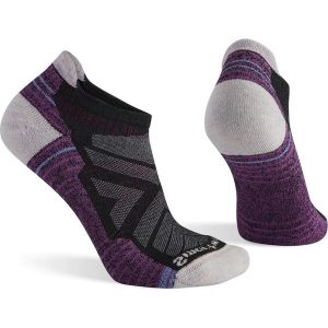 Skarpety Trekkingowe Damskie Smartwool Hike Light Cushion Low Ankle Socks. Szare skarpetki Smartwool, bez wzorów, z wełny. Za 70,99 zł.
