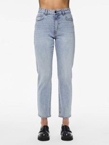 Pieces Dżinsy "Bella" - Tapered fit - w kolorze niebieskim rozmiar: W25/L30. Niebieskie jeansy Pieces, z aplikacjami, ze skóry, z podwyższonym stanem. Za 79,03 zł.
