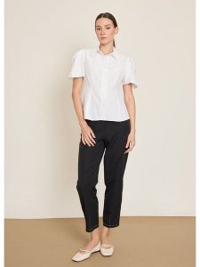 BGN Koszula w kolorze białym rozmiar: 34. Białe koszule BGN, bez wzorów, bez kołnierzyka, bez ramiączek. Za 108,99 zł.