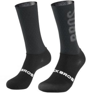Skarpetki rowerowe dla dorosłych kompresyjne Rockbros RB9006 aero. Czarne skarpetki ROCKBROS, bez wzorów. Za 69,00 zł.