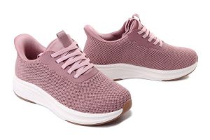 Comfortabel 940546-42 rosa, półbuty damskie. Czerwone półbuty Comfortabel, bez wzorów, bez obcasa, bez zapięcia. Za 287,92 zł.