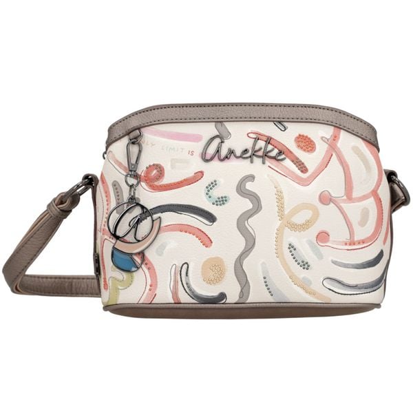 Torebka damska Anekke, na ramię z dekoracyjnym nadrukiem i metalowym logo zapinana na zamek z regulowanym paskiem oraz ozdobnym brelokiem, wielokolor. Torebki klasyczne Anekke, bez wzorów, na ramię, z nadrukiem, bez dodatków. Za 339,00 zł.