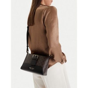 Torebka Nine West. Brązowe torebki klasyczne Nine West, bez wzorów, bez dodatków. Za 179,99 zł.