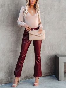 Milan Kiss Bluzka w kolorze beżowym rozmiar: L. Brązowe bluzki Milan Kiss, l, bez wzorów, bez kołnierzyka, bez ramiączek. Za 109,45 zł.