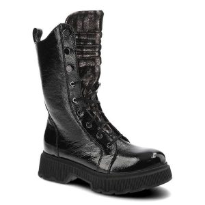 Trapery damskie Clasicco, naturalna skóra lakierowana z dodatkiem materiału filcowa wkładka ocieplane wnętrze, czarny, 2250-01AM-W2. Czarne botki Clasicco, na zimę, bez wzorów, z lakierowanej skóry, bez obcasa, bez zapięcia. Za 439,00 zł.