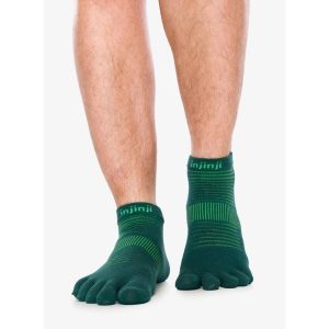 Skarpety do biegania Injinji Run Lightweight No-Show. Zielone skarpetki Injinji, bez wzorów. Za 69,99 zł.