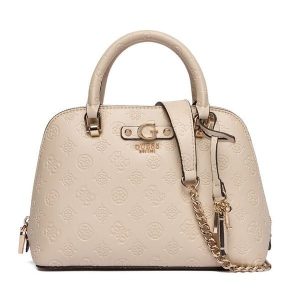 Torebka Guess. Brązowe kuferki Guess, z aplikacjami, bez dodatków. Za 639,99 zł.