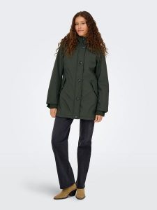 ONLY Parka puchowa w kolorze zielonym rozmiar: M. Zielone płaszcze ONLY, m, bez wzorów, z puchu, bez kaptura. Za 271,03 zł.