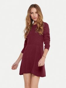 ONLY Sukienka dzianinowa Alma 15185761 Bordowy Regular Fit. Czerwone kombinezony ONLY, xl, bez wzorów, z dzianiny, bez kołnierzyka, bez ramiączek. Za 179,99 zł.