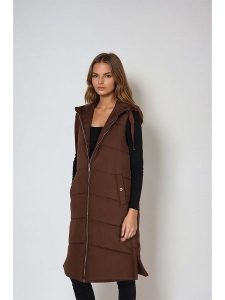 Steve Madden Kamizelka pikowana w kolorze brązowym rozmiar: L. Brązowe kamizelki Steve Madden, l, bez wzorów, bez kołnierzyka, bez ramiączek, bez kaptura. Za 239,86 zł.