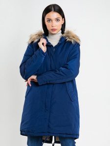 BIG STAR Parka w kolorze ciemnoniebieskim rozmiar: S. Niebieskie płaszcze Big Star, s, bez wzorów, bez kaptura. Za 114,17 zł.