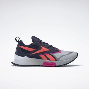 Buty do chodzenia damskie Reebok Lavante Trail 2. Niebieskie buty sportowe Reebok, bez wzorów, z materiału, bez zapięcia, trekkingowe. Za 357,00 zł.