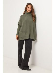 Soft Cashmere Golf w kolorze khaki rozmiar: 38/40. Brązowe golfy Soft Cashmere, bez wzorów, z kaszmiru, bez ramiączek. Za 152,99 zł.