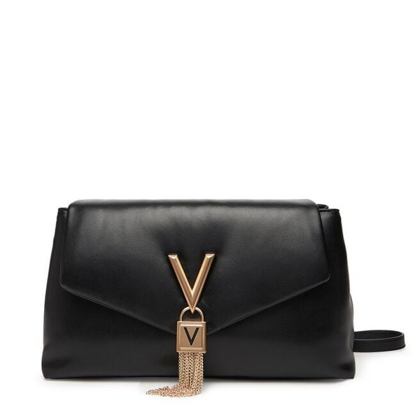 Torebka Valentino. Czarne listonoszki Valentino, bez wzorów, bez dodatków. Za 359,99 zł.