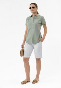 P-KERRY. Białe szorty Volcano, bez wzorów, z materiału, eleganckie. Za 159,99 zł.