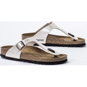Japonki damskie białe Birkenstock Gizeh BF. Białe klapki Birkenstock, bez wzorów, bez obcasa. Za 349,99 zł.