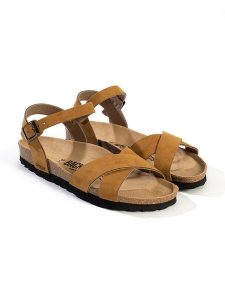 BACKSUN Sandały w kolorze karmelowym rozmiar: 39. Brązowe sandały Backsun, bez wzorów, z otwartym noskiem, bez obcasa, bez zapięcia. Za 130,99 zł.