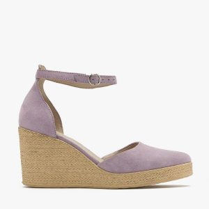 Liliowe dwuczęściowe czółenka na platformie. Fioletowe czółenka Ryłko, bez wzorów, z gumy, z okrągłym noskiem, bez obcasa, na platformie, bez zapięcia. W wyprzedaży za 159,99 zł.