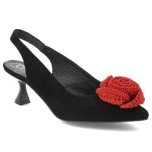 Czarne Sandały Chebello Eleganckie Obuwie Damskie Róża. Czarne sandały CheBello, z aplikacjami, z koronki, bez obcasa, na obcasie, bez zapięcia. Za 479,00 zł.