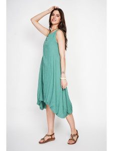 Le Jardin du Lin Lniana sukienka w kolorze turkusowym rozmiar: 42. Niebieskie sukienki Le jardin du lin, bez wzorów, ze lnu, z asymetrycznym kołnierzem, bez ramiączek, midi, asymetryczne. Za 130,99 zł.