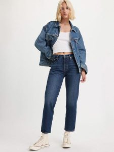 Levi's Dżinsy - Regular fit - w kolorze granatowym rozmiar: W28/L28. Niebieskie jeansy Levi's®, z aplikacjami, z bawełny. Za 198,10 zł.