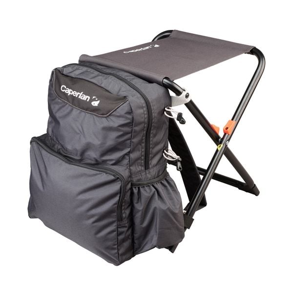 Plecak z krzesłem CAPERLAN Essenseat bag. Szare plecaki CAPERLAN. W wyprzedaży za 119,99 zł.