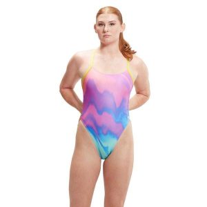 Strój Kąpielowy Speedo Tie Back Pastel Ripples – Różowo/Niebieski - Rozmiar 38. Czerwone stroje jednoczęściowe Speedo, bez wzorów. Za 197,28 zł.