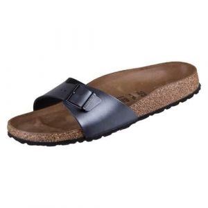 Klapki damskie Birkenstock Madrid. Czarne klapki Birkenstock, bez wzorów, z materiału, z otwartym noskiem, bez obcasa. Za 338,36 zł.