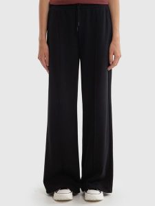 BIG STAR Spodnie dresowe w kolorze czarnym rozmiar: M. Czarne spodnie dresowe Big Star, m, bez wzorów, z dresówki. Za 87,99 zł.