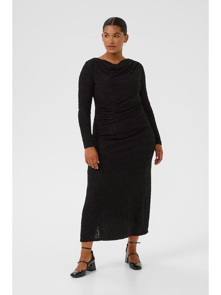 KAFFE curve Sukienka w kolorze czarnym rozmiar: L. Czarne sukienki KAFFE curve, na co dzień, l, bez wzorów, bez kołnierzyka, bez ramiączek, maxi, proste. Za 126,99 zł.
