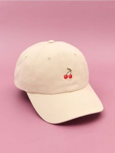 Czapka z daszkiem - beżowy. Brązowe czapki Sinsay, bez wzorów. Za 15,99 zł.