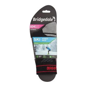 Skarpety narciarskie unisex Bridgedale Ski Nordic Race Merino P. Czarne rękawiczki Bridgedale, bez wzorów. Za 69,99 zł.