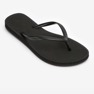 Second Life - Japonki damskie Decathlon 500 - Stan Doskonały. Czarne klapki DECATHLON, bez wzorów, z materiału, bez obcasa. Za 36,00 zł.