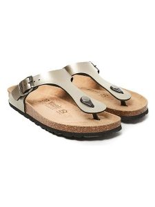 Mandel Japonki "Blanca" w kolorze brązowym rozmiar: 39. Brązowe klapki Mandel, bez wzorów, bez obcasa. Za 121,99 zł.