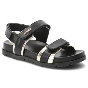 Sandały damskie Artiker, cholewka ze skóry naturalnej szerokie paski z zapięciem na rzep metaliczne wstawki, czarne, 58C0252. Czarne sandały ARTIKER, bez wzorów, ze skóry, bez obcasa, na platformie, bez zapięcia. Za 239,00 zł.