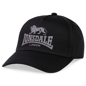 Czapka Lonsdale Norbury. Czarne czapki Lonsdale, bez wzorów. Za 107,50 zł.